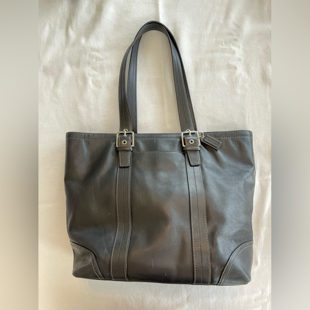 Beautiful black leather Coach tote. Great condition.